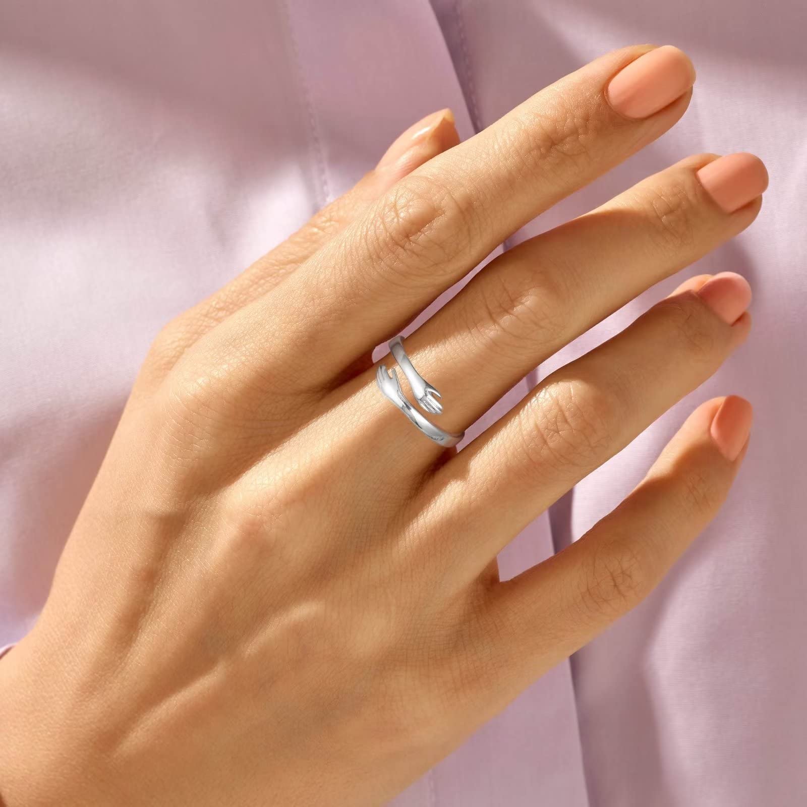 Yesteel Hug Ring sterling silver gloss for timeless sparkle.