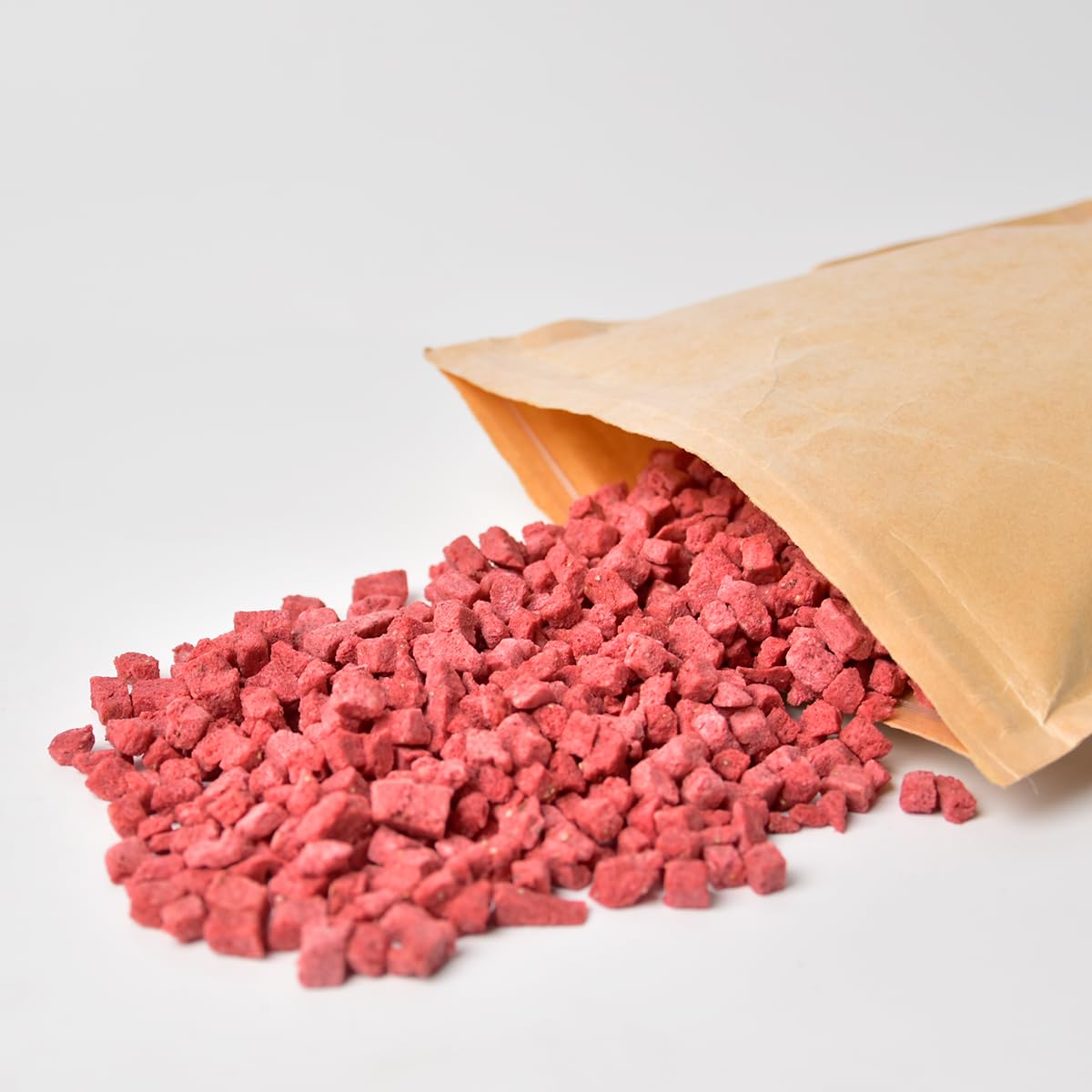 YiLing freeze-dried strawberries ideal for baking and desserts