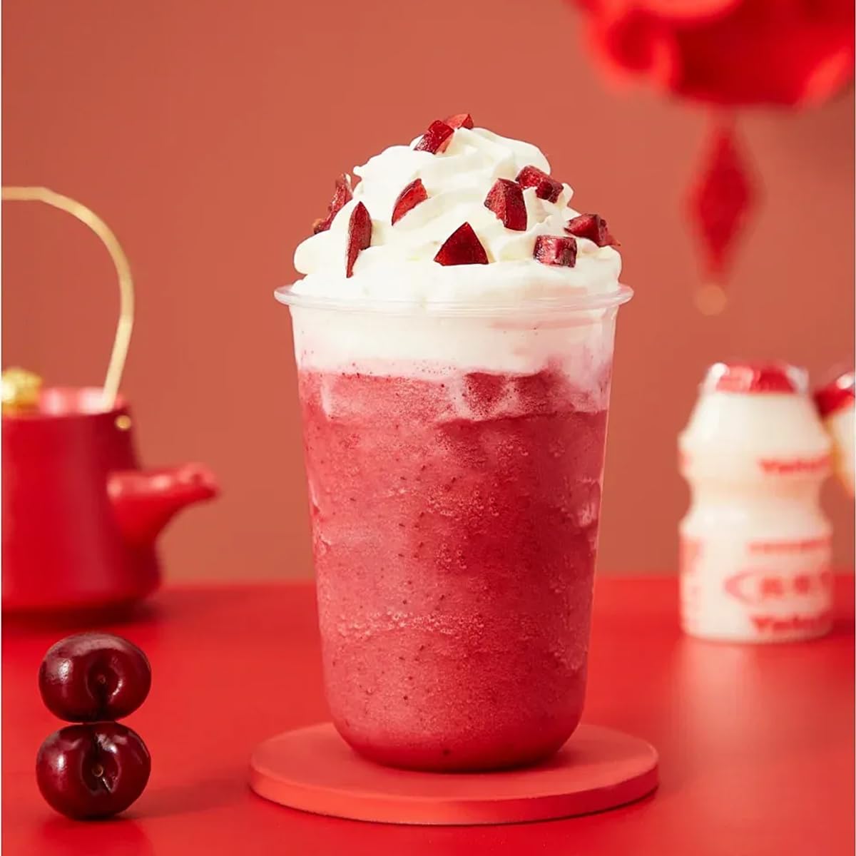 YiLing freeze-dried strawberry cubes closeup preserving natural flavor
