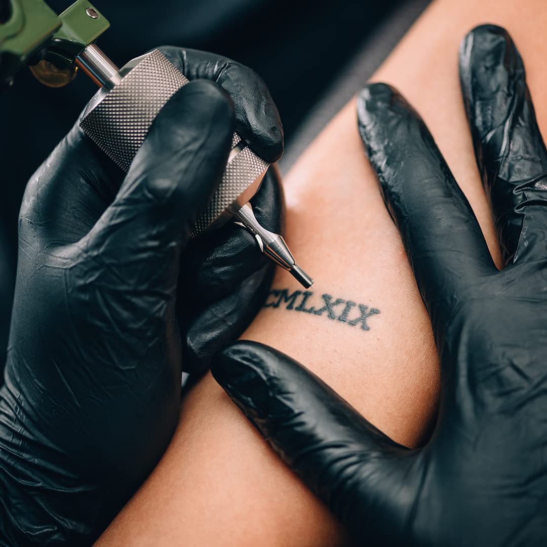 YKANG nitrile gloves black closeup emphasizes thickness and secure grip
