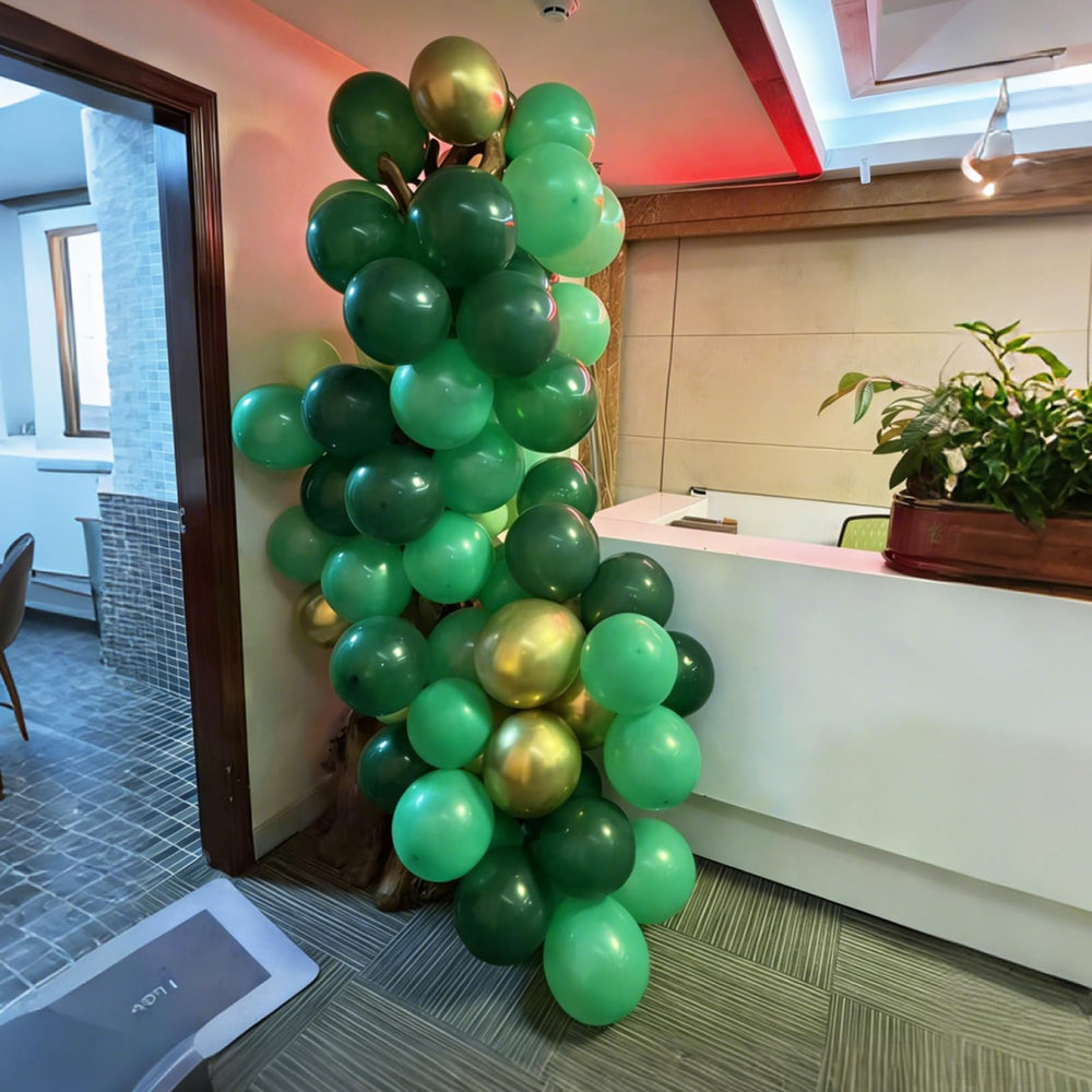 YMSZ metallic green balloons shine adds luxe atmosphere.