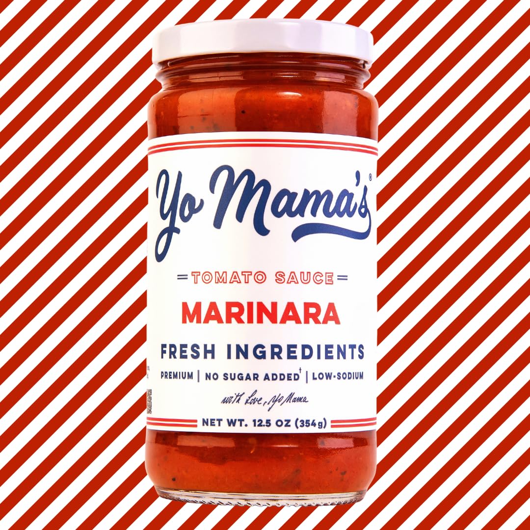 Yo Mama’s Foods Keto Marinara jar closeup showing vibrant tomato color