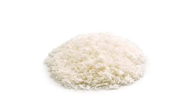 Yupik desiccated coconut fine baking ingredient adds tropical notes to desserts