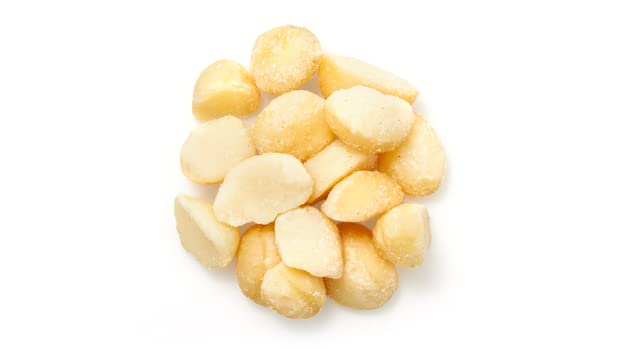 Yupik macadamia nuts, creamy flavor close-up, versatile for snacks or dessert add-ins.