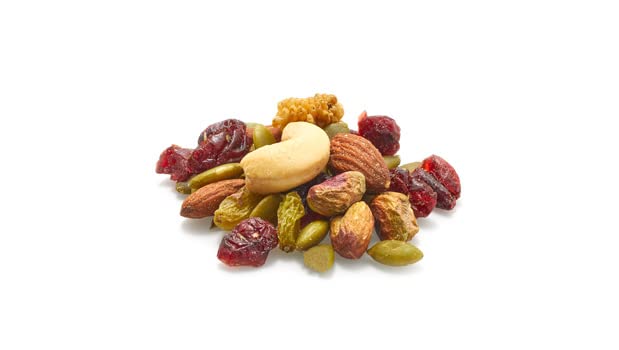 Almonds and cashews in Yupik Nature Trail Mix deliver heartiness