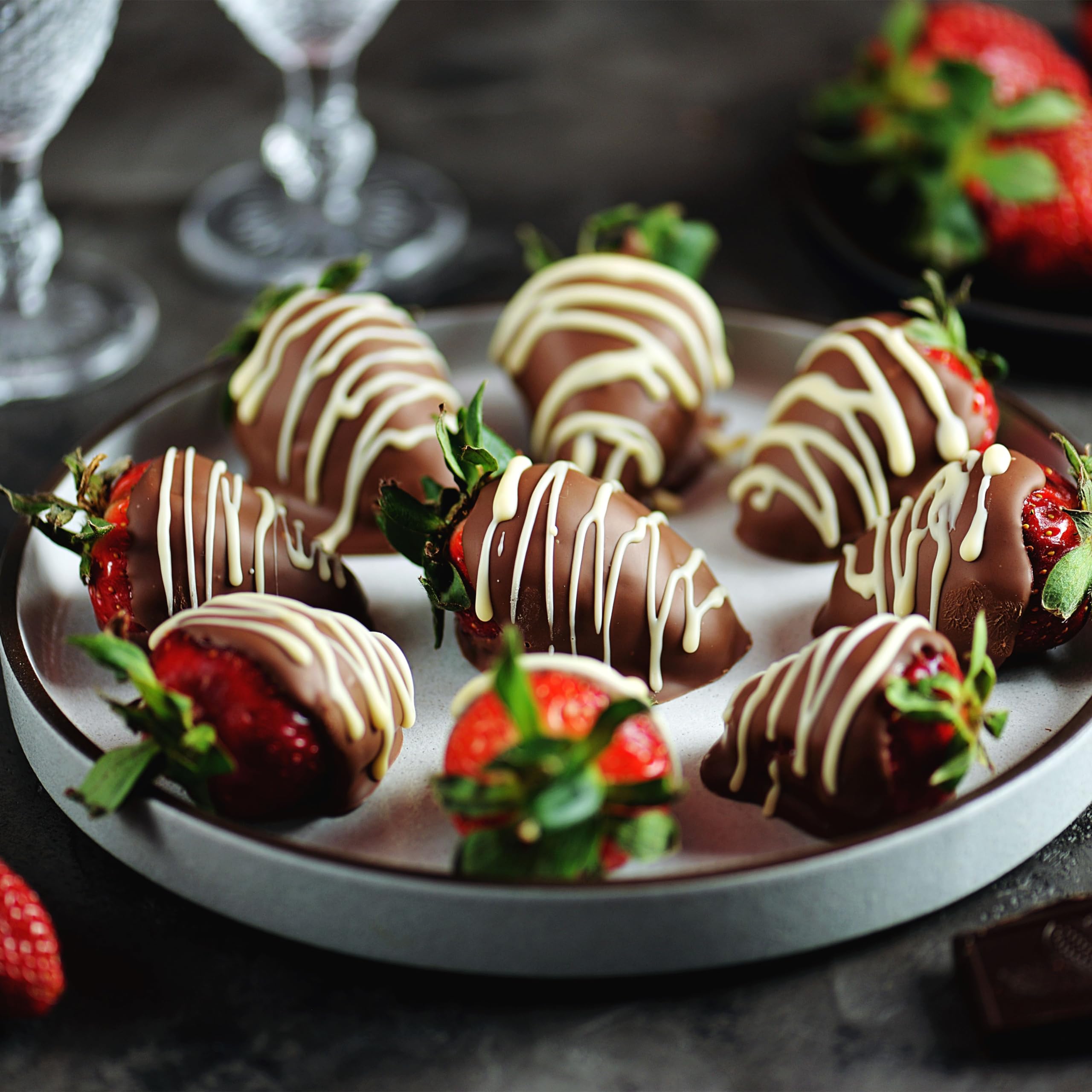 Yupik Organic Cocoa Butter Wafers showcase vegan and dairy-free ingredients.