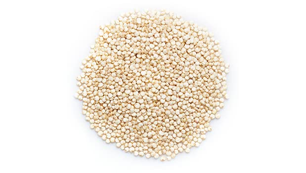 Yupik Organic White Quinoa simmering in a pot for fluffy texture