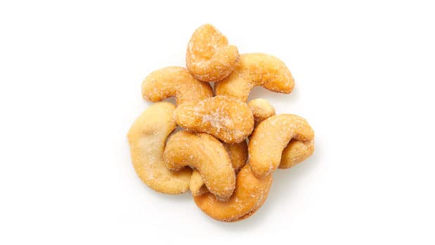 Yupik roasted cashews serving bowl with creamy crunchy texture