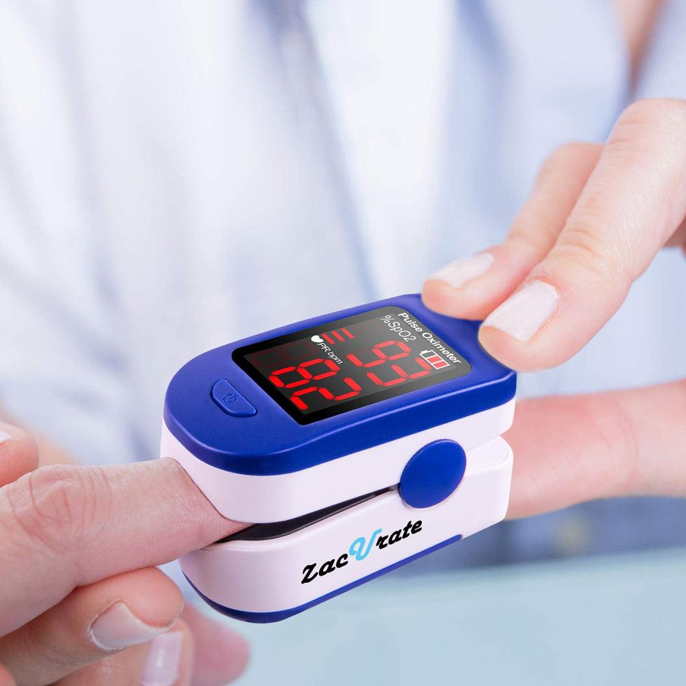 Zacurate 500BL handheld design enables quick pulse readings.