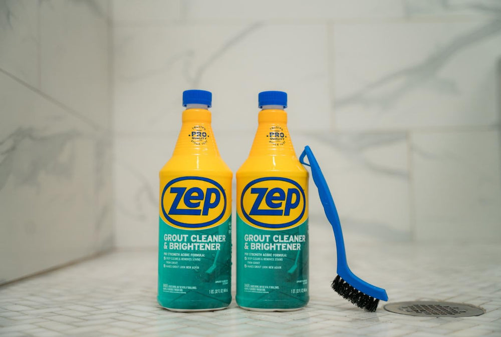 Step-by-step application directions panel for Zep grout cleaner