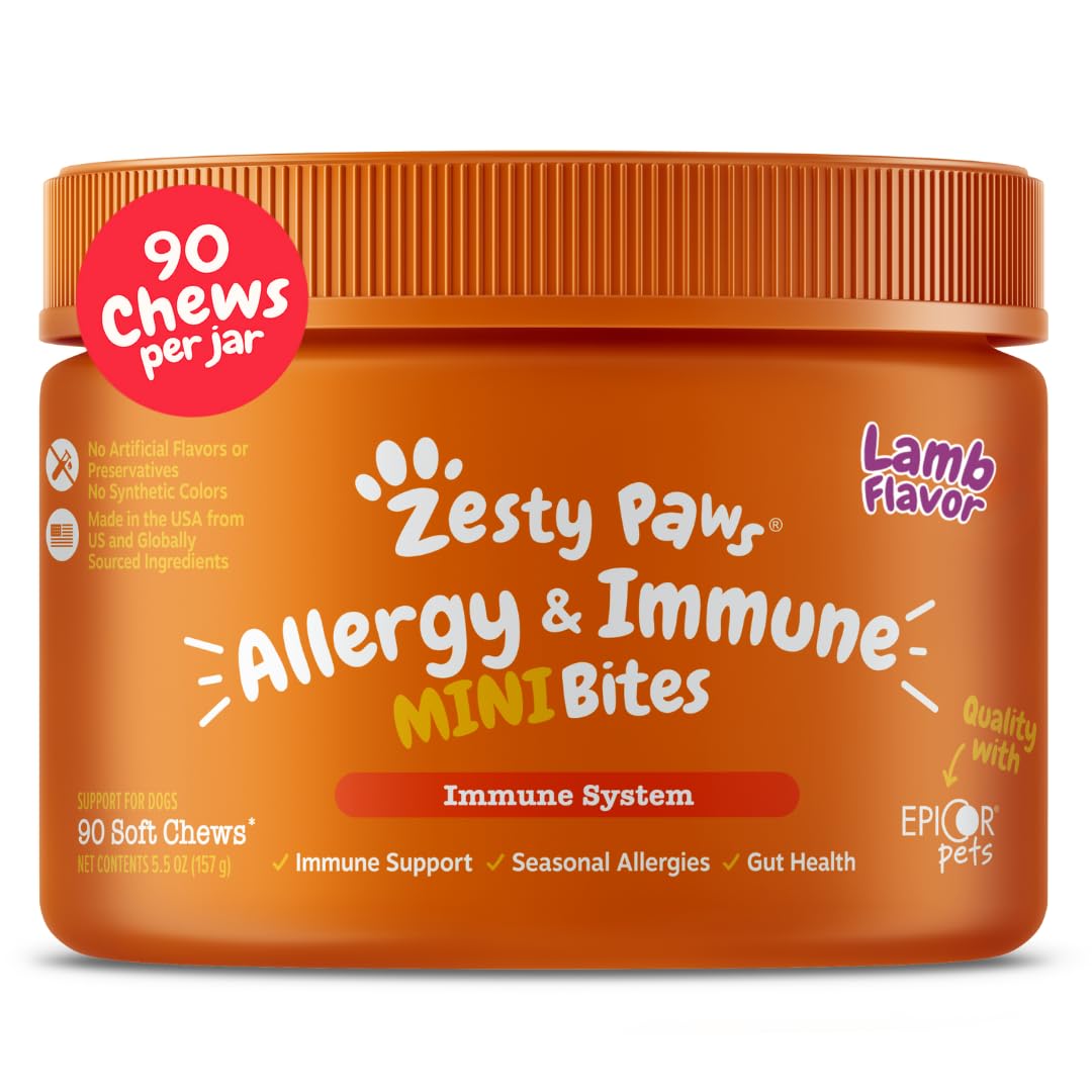 Zesty Paws allergy relief chews bottle front with lamb formula for itchy skin.