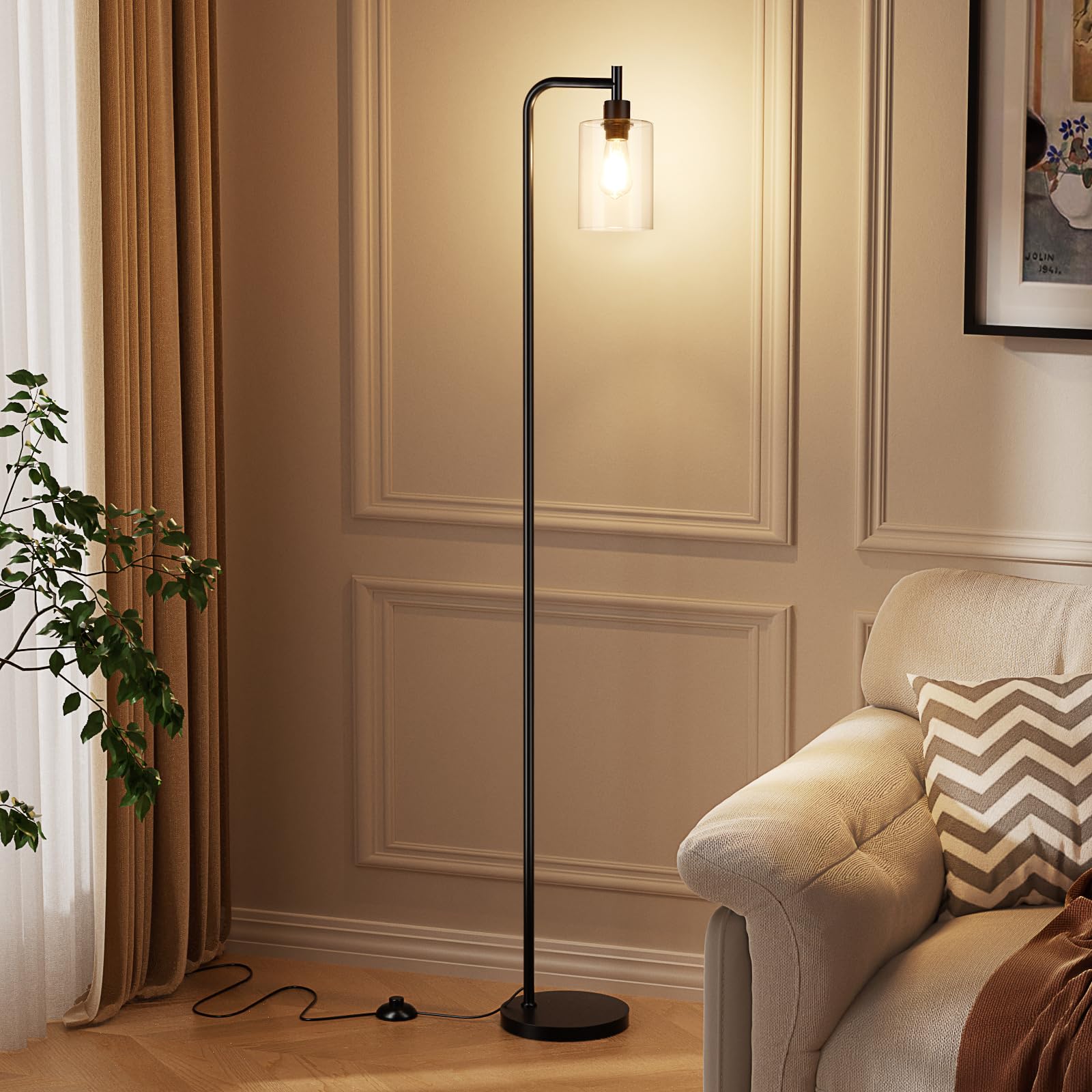 Ziisee glass shade close-up highlights premium finish and light diffusion