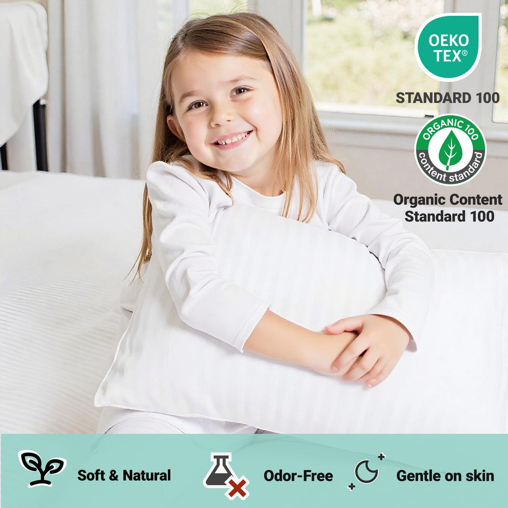 ZPECC organic cotton fabric detail, breathable and soft to touch.