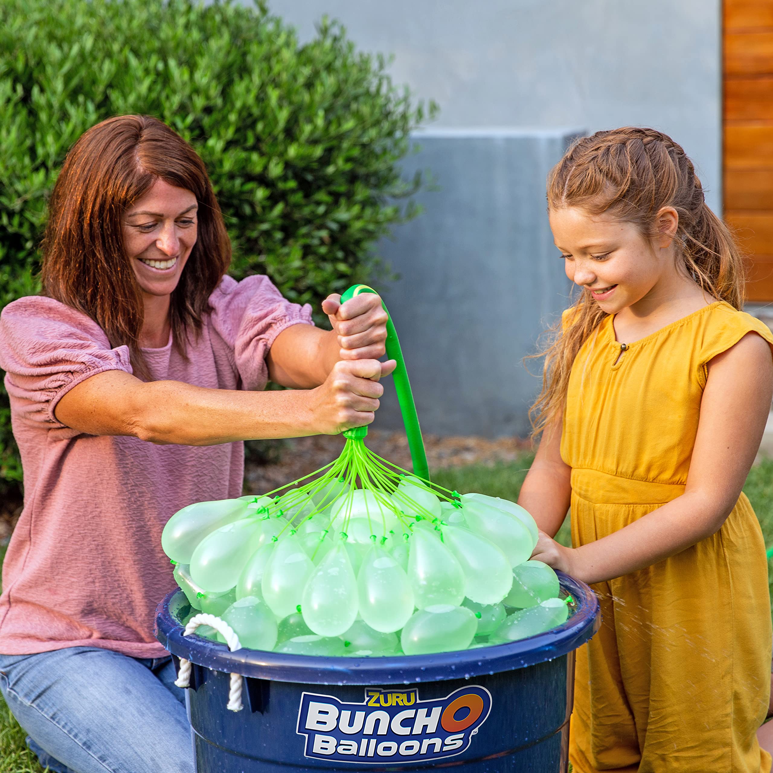 ZURU Bunch O Balloons Amazon Exclusive bundle in bright colors.